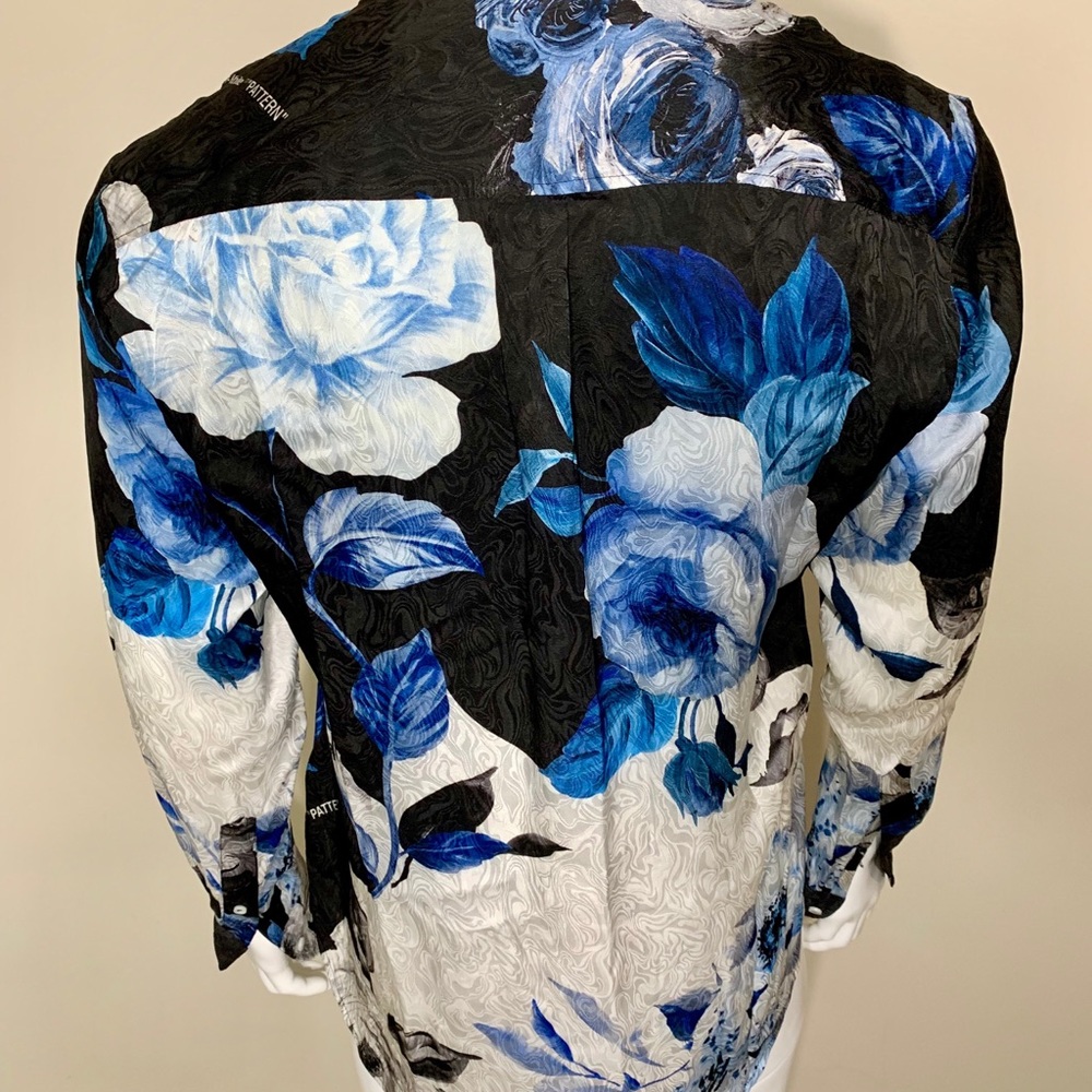 OFF WHITE BLUE FLORAL SILK BUTTON FRONT BLOUSE 38 - Picture 6 of 7